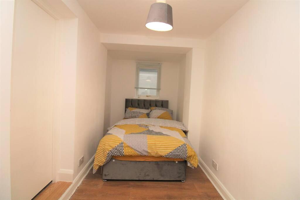 Ideal 2 Bed Flat Close To City Apartment Londra Exterior foto